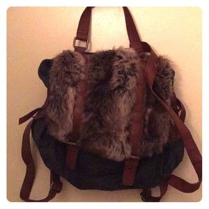 Soft Winter faux-fur Backpack!